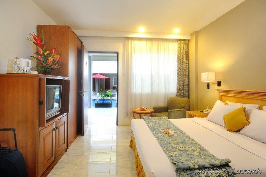 Kuta Station Hotel And Spa Bali Zewnętrze zdjęcie