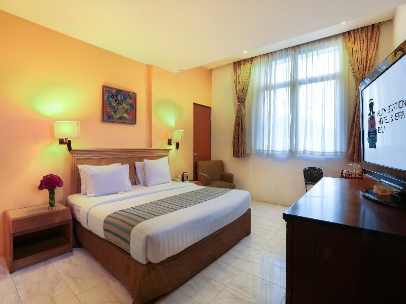 Kuta Station Hotel And Spa Bali Zewnętrze zdjęcie