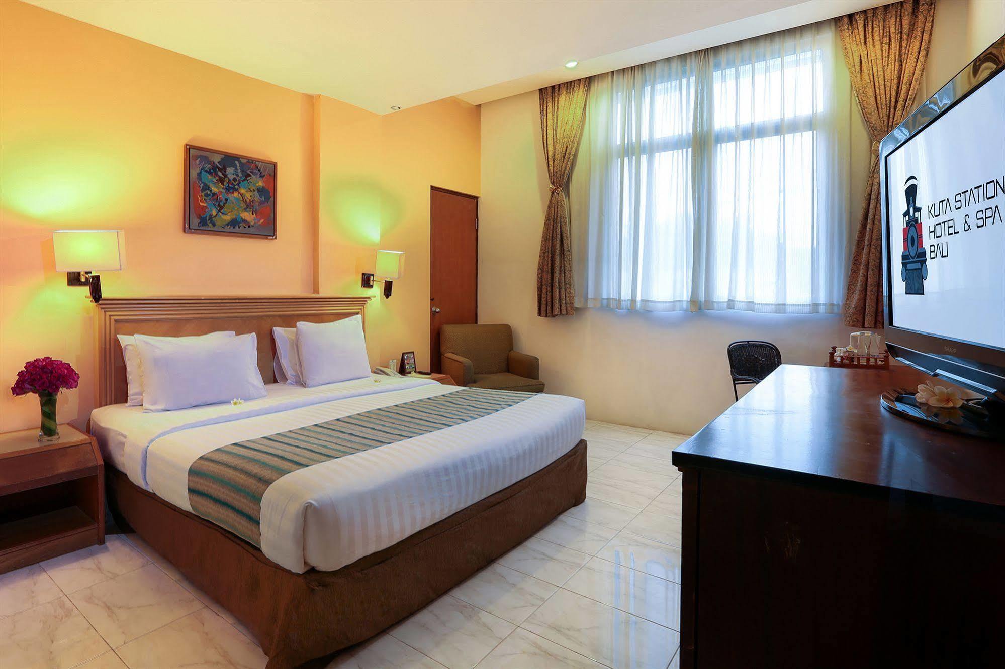 Kuta Station Hotel And Spa Bali Zewnętrze zdjęcie